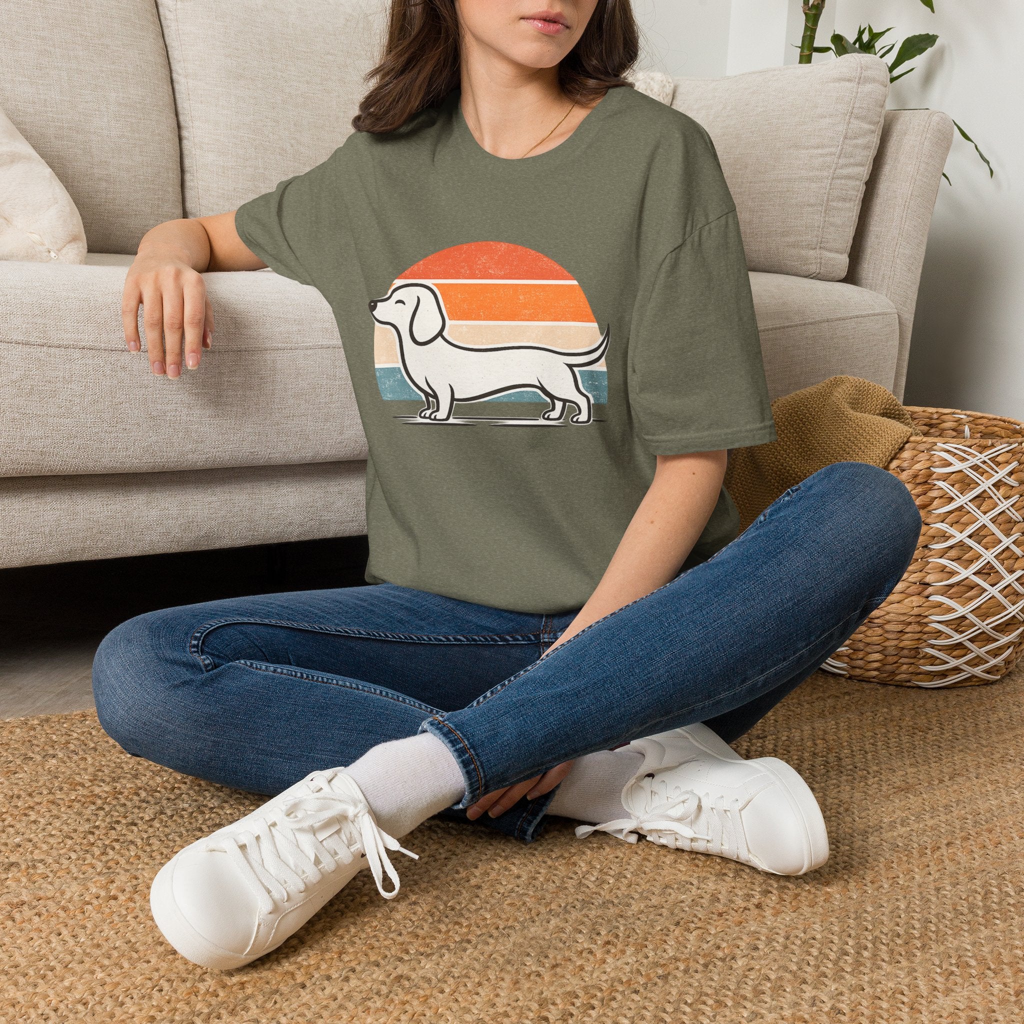 Dachshund Outline T-Shirt — Minimalist Wiener Dog Graphic