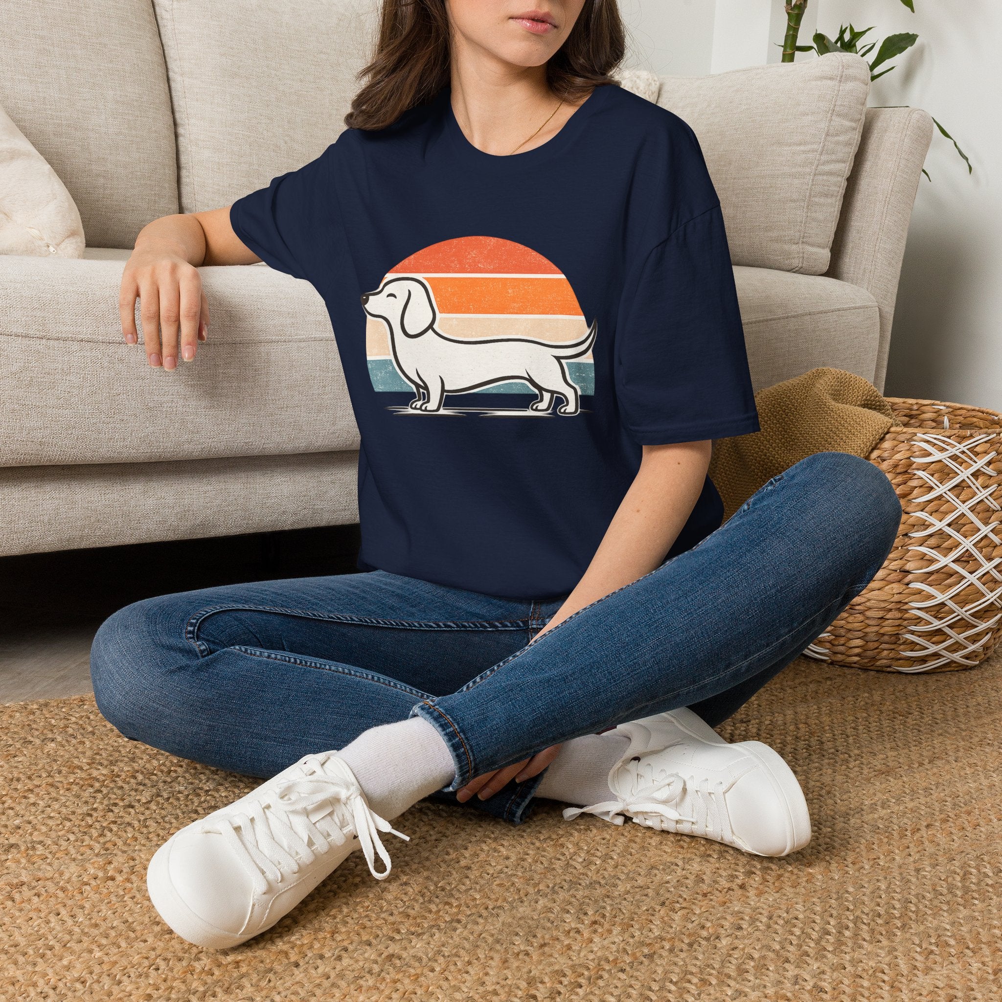 Dachshund Outline T-Shirt — Minimalist Wiener Dog Graphic