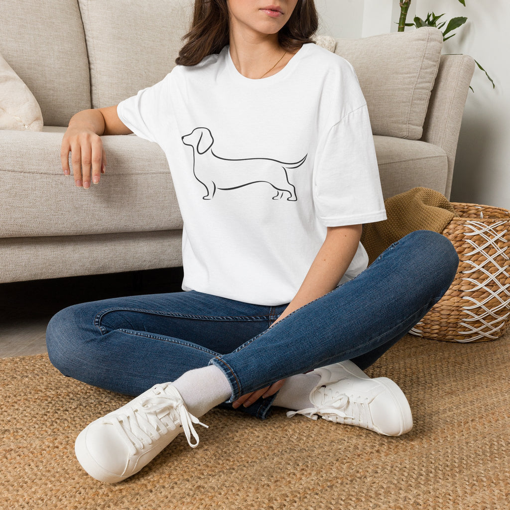 Dachshund Outline T-Shirt — Minimalist Wiener Dog Graphic