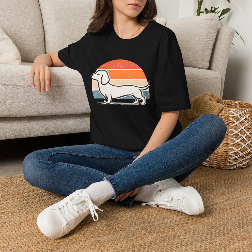 Dachshund Outline T-Shirt — Minimalist Wiener Dog Graphic